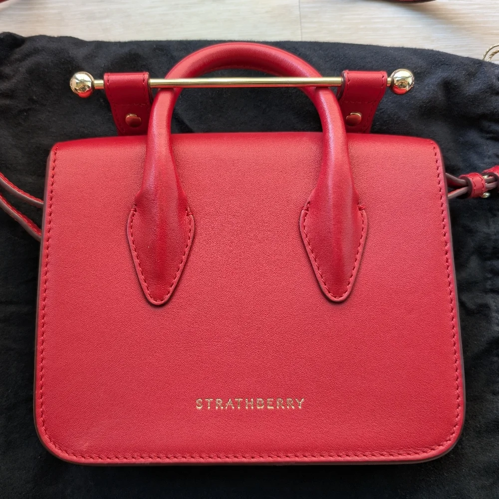 [Strathberry] Authentic Ruby Red Nano Tote Gold Hardware with Leather Strap - Picture 13 of 13